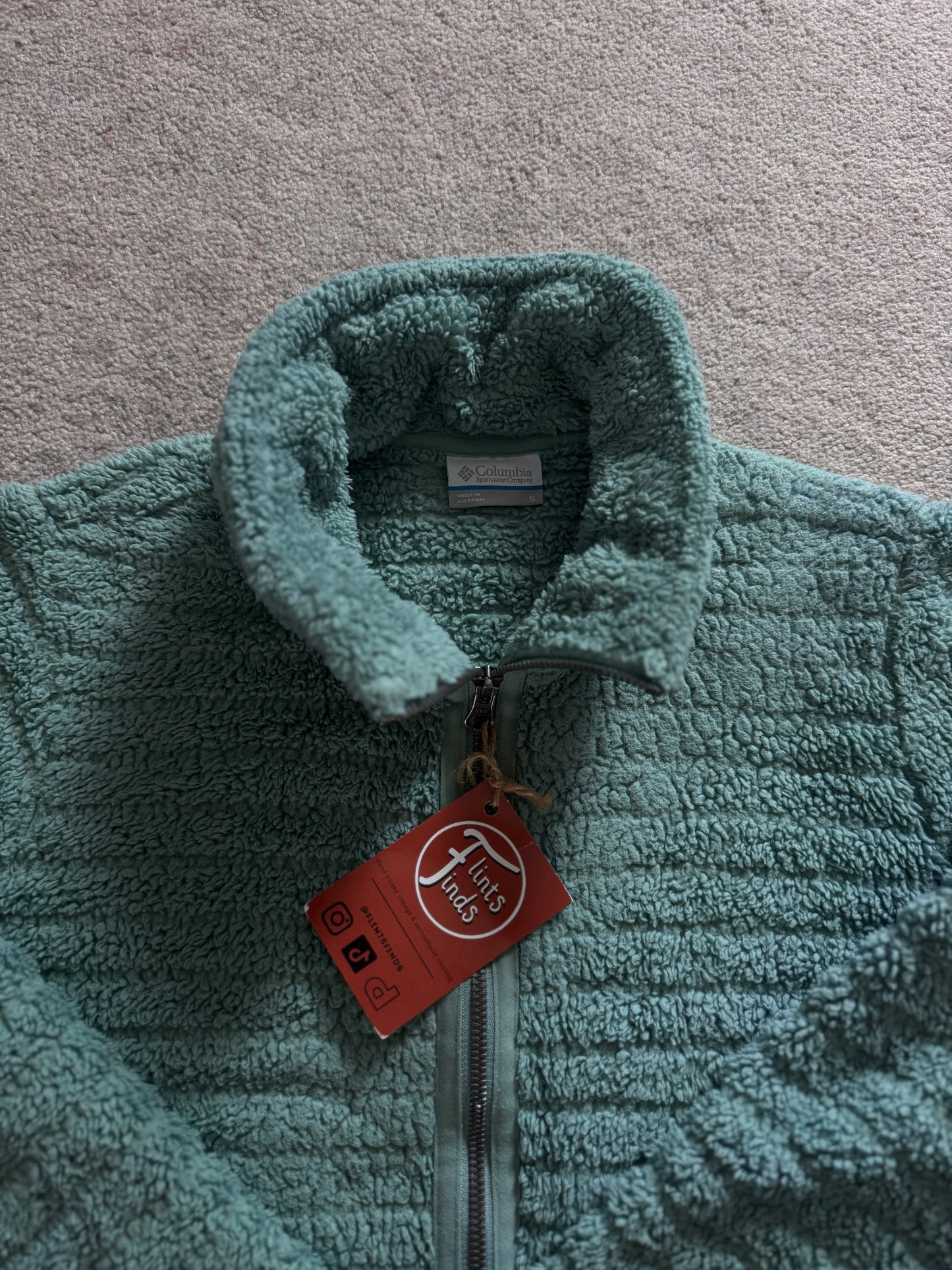 Woman's Small Columbia Green Fluffy Fleece