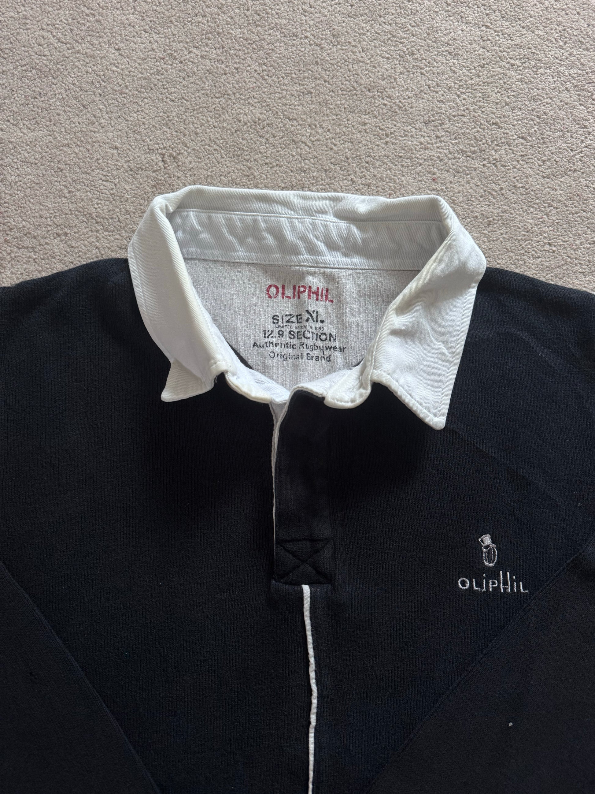 Extra large Oliphil Black and White Back Graphic Rugby Shirt