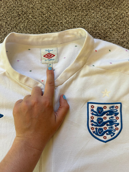 Extra large 2010-12 Umbro White England Football Shirt