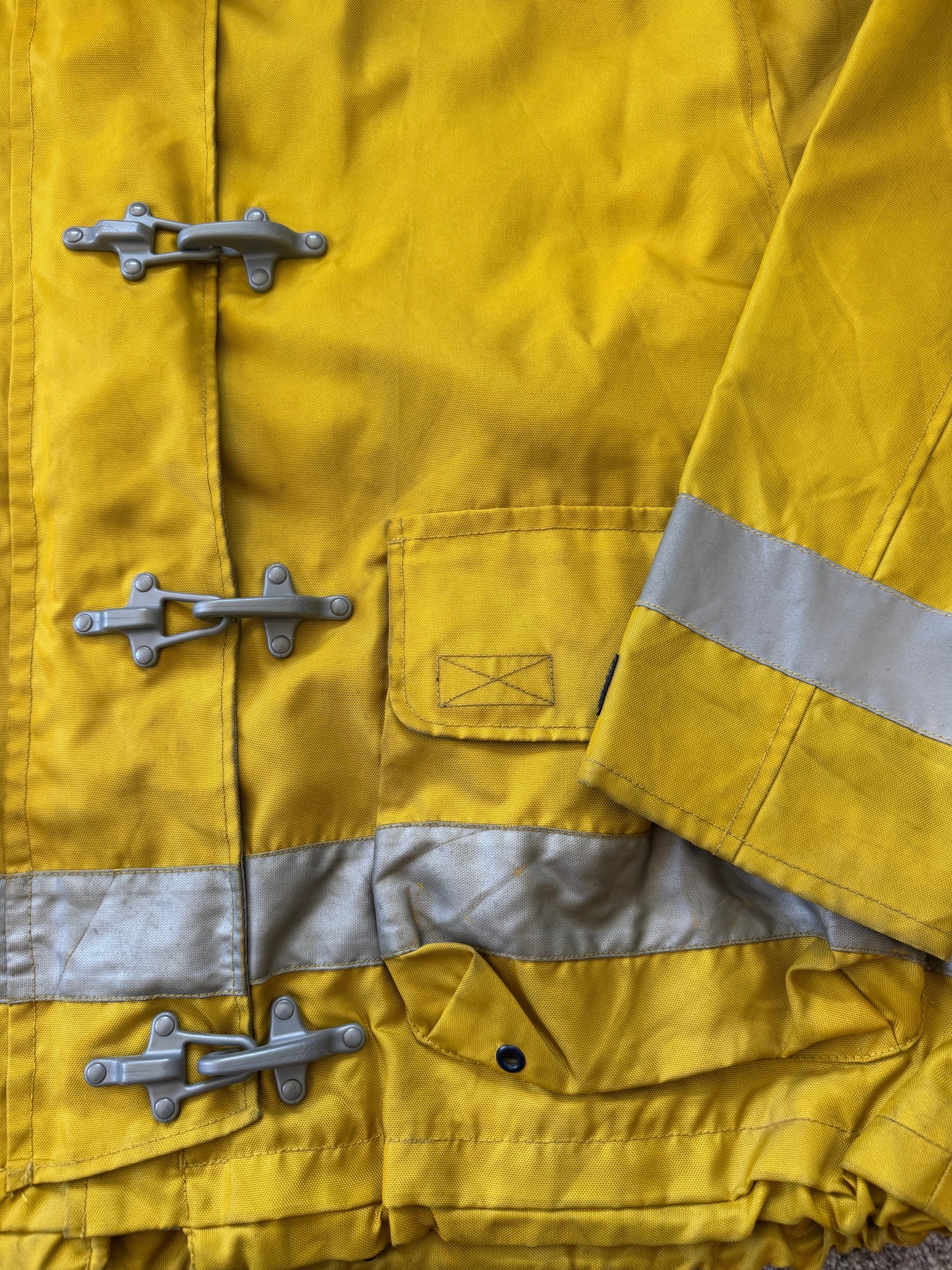 Large 90's Tommy Hilfiger Yellow Sailing Gear Jacket