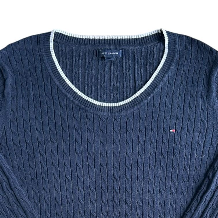 Woman's Large Tommy Hilfiger Navy Thin Cable Knit Jumper