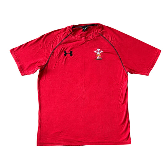 Large Under Armour Wales Rugby Red T-Shirt